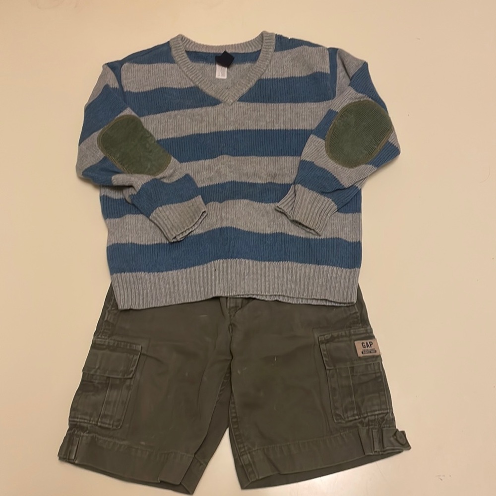 GAP SWEATER AND SHORTS BOYS